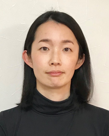 岡久　陽子
